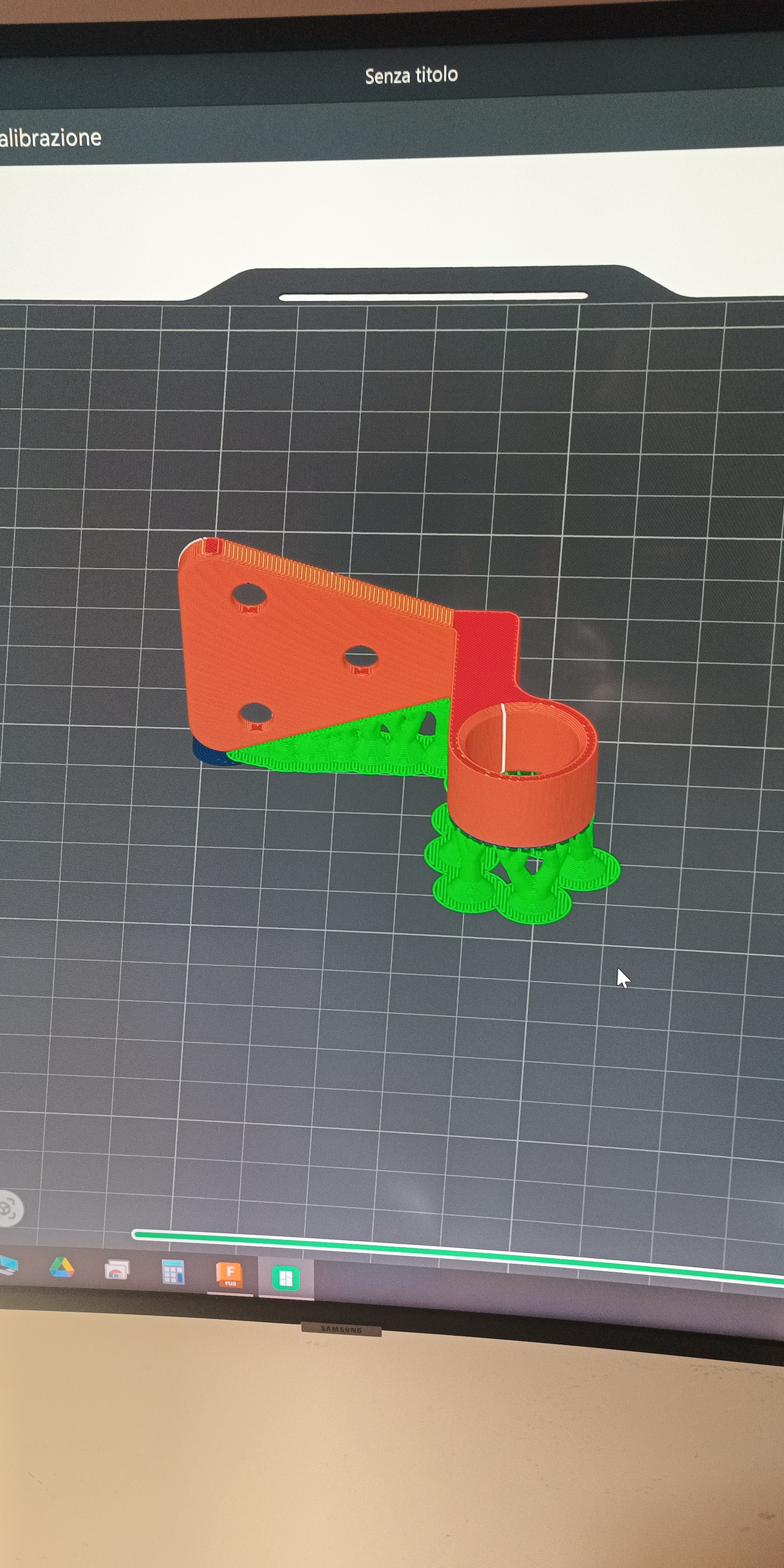 Attrezzatura su misura Prisma Lab